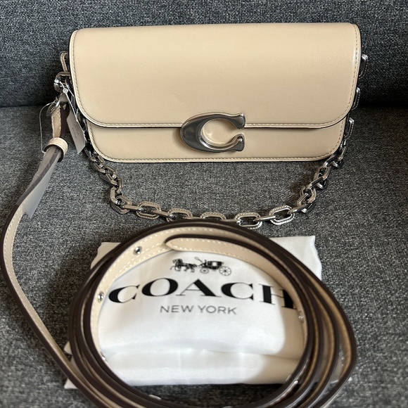 NWT! COACH Women's Crossbody Bag Idol Bag 23 In Ivory Shoulder Crossbody CP120 - Picture 1 of 11